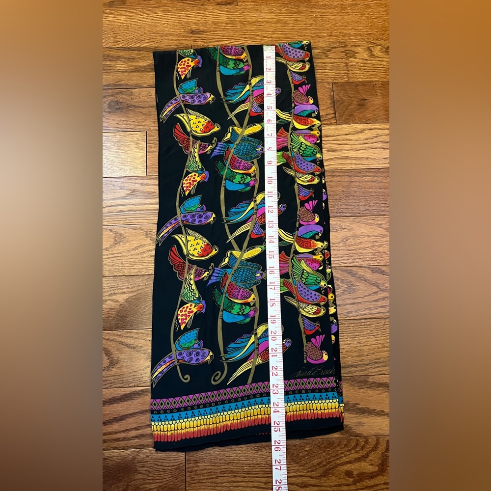 Vintage Scarf Laurel Burch Colorful Birds 11" x 52" Signed - Picture 7 of 7
